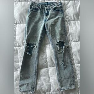 Levi's Women's Light Blue Straight Leg Jeans